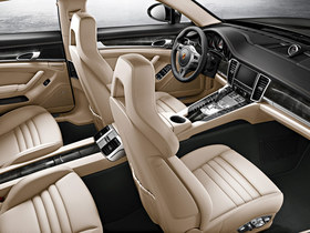Porsche Panamera 4S - İç Tasarım